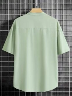 Manfinity Basics Men Half Button Shirt