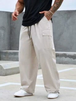 Manfinity EMRG Men Flap Pocket Side Drawstring Waist Cargo Pants -Man Plus Fashion 16839809622b93091d6f78c969792165ba236aaada thumbnail 405x552