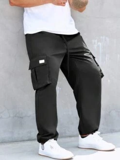 Manfinity Homme Men Flap Pocket Side Drawstring Waist Cargo Pants -Man Plus Fashion 1684205557cd720eff9bcf45395c6670413102241c thumbnail 405x552
