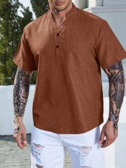 Manfinity Homme Men Solid Half Button Shirt