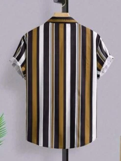 Manfinity Homme Men Striped Print Shirt Without Tee