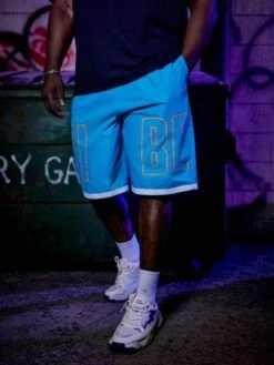 Manfinity EMRG Men Plus Letter Graphic Contrast Trim Drawstring Waist Shorts -Man Plus Fashion 1684811112b20c9d7d23d75aaa26fb6f9c15bb8c32 thumbnail 405x552