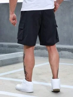 Manfinity Homme Men Plus Flap Pocket Side Drawstring Waist Cargo Shorts