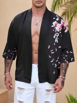 Manfinity RSRT Men Plus Floral & Japanese Letter Graphic Drop Shoulder Shirt -Man Plus Fashion 1685069521f3cb3318287fb7810acda47f33c12a7a thumbnail 405x552