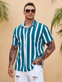 Manfinity Homme Men Striped Print Shirt Without Tee -Man Plus Fashion 1685945705989e9acd5b9a73ffa3bec70d151942cf thumbnail 405x552
