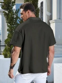 Manfinity Hypemode Men Plus Letter Patched Detail Polo Shirt