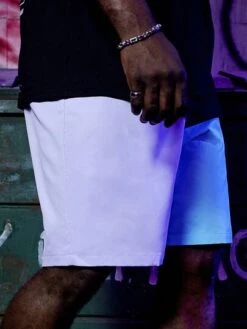 Manfinity Hypemode Men Letter Patched Detail Drawstring Waist Shorts -Man Plus Fashion 16865335774e5ab4d84dacb9dc9f4f85aec16d31a2 thumbnail 405x552