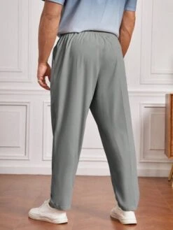 Manfinity Basics Men Solid Slant Pocket Pants