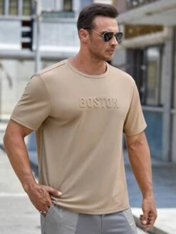 Manfinity Homme Men Letter Embossed Tee -Man Plus Fashion 16867964024292b1d73587c2c93ea8148195d736b5 thumbnail 405x552