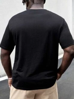 SHEIN Manfinity LEGND Men Plus Bear & Letter Graphic Tee