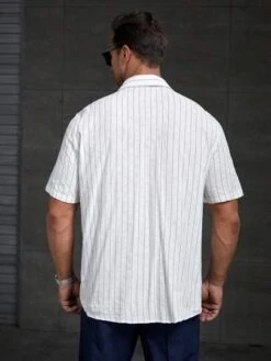 SHEIN Manfinity Homme Men Plus Striped Print Shirt