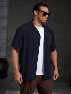 SHEIN Manfinity Homme Men Plus Solid Pocket Patched Shirt -Man Plus Fashion 16899251690f1c2a092fe1b074069a6adb1e4da372 thumbnail 405x552