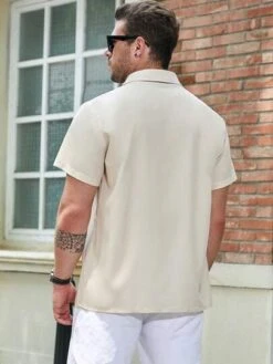 Men Plus Beverage & Colorblock Pocket Patched Shirt