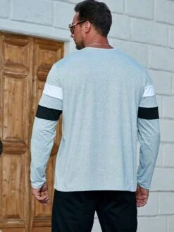 SHEIN Manfinity Homme Men Plus Color Block Notched Neck Tee