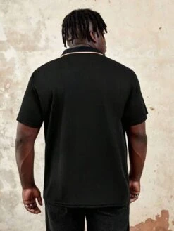 SHEIN Extended Sizes Men Plus Skull Print Contrast Trim Polo Shirt