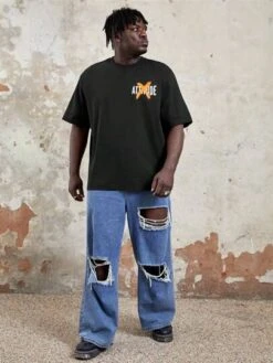 SHEIN Extended Sizes Men Plus Slogan Graphic Tee -Man Plus Fashion 1691718694aa3845c06c15105c598ca044d73ebe98 thumbnail 405x552