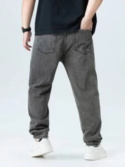 Men Plus Slant Pocket Straight Leg Jeans