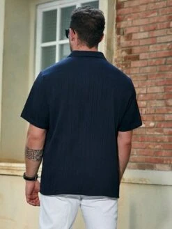 Men Plus Solid Pocket Patched Shirt