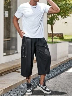 Manfinity EMRG Men Plus Flap Pocket Side Wide Leg Pants -Man Plus Fashion 16918848923bf0b942dcc244f053df744cd80f4cde thumbnail 405x552