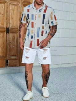 SHEIN Men Plus Geo Print Button Up Shirt -Man Plus Fashion 1692170419e215df804e9ecf92c7fdef54d1f3d0f9 thumbnail 405x552