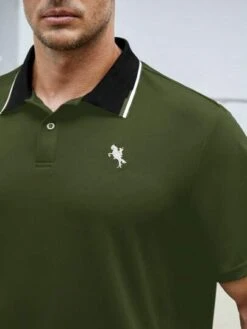 Manfinity Homme Men Plus Embroidery Horse Pattern Contrast Collar Polo Shirt -Man Plus Fashion 1692172651ca5d37c4e6b6f62d760c86a55dc67f8c thumbnail 405x552
