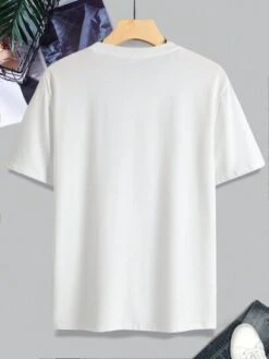 Manfinity Homme Men Plus Slogan & Figure Graphic Tee